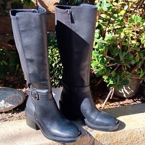 Vince Camuto black boots 7